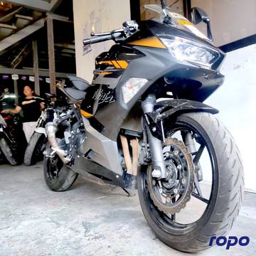 2022 Kawasaki Ninja 400 EX400G photo 3