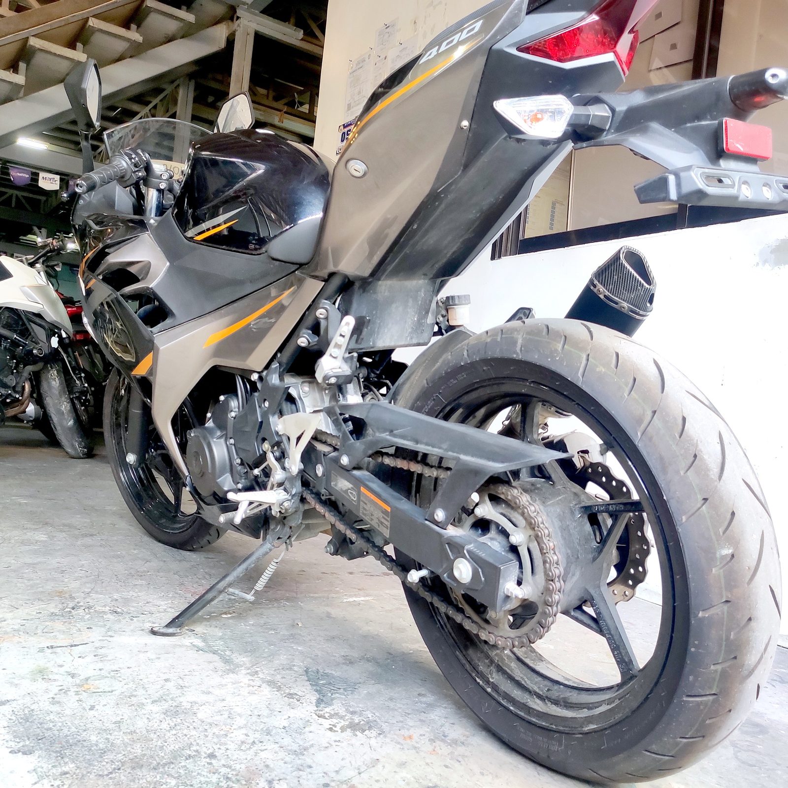 2022 Kawasaki Ninja 400 EX400G photo 8
