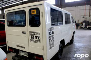 2022 Mitsubishi L300 FB, MT, Diesel, 68T photo 5