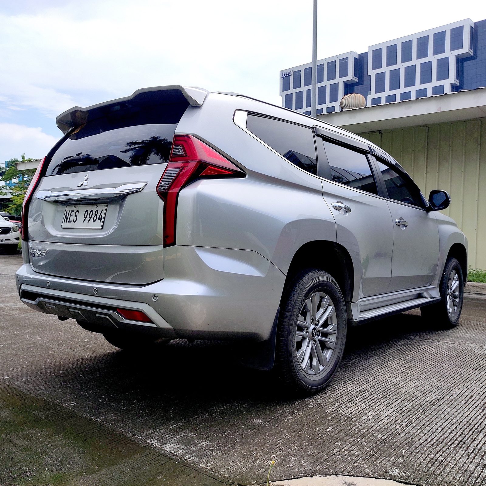 2022 Mitsubishi Montero Sport GLX 4x2 2.4D, M/T, DSL photo 4