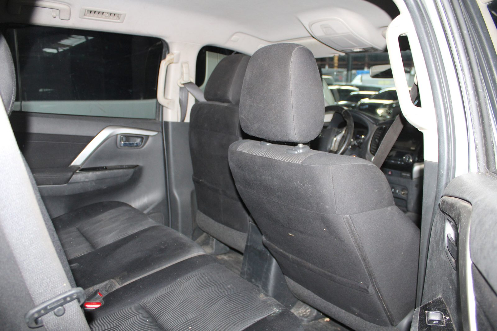2022 Mitsubishi Montero Sport GLX 4x2 2.4D, MT, DSL 69T photo 9