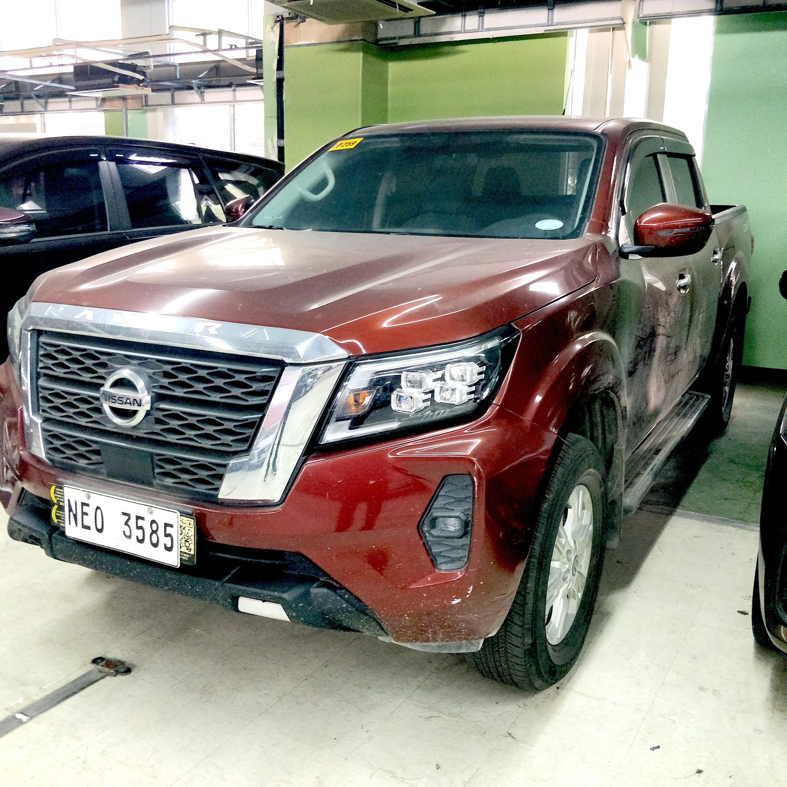 2022 Nissan Navara NP300 VE Calibre 4x2 2.4L, M/T, DSL 43T photo 3
