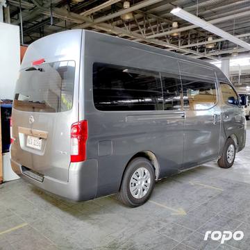 2022 Nissan Urvan NV350 Premium 2.5L, M/T, DSL 76Tkms photo 4