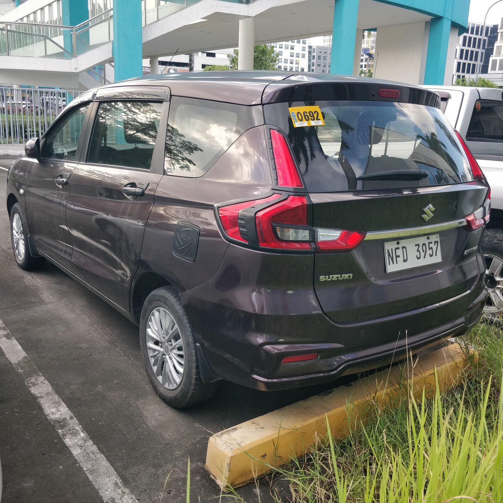 2022 Suzuki	Ertiga 1.5 GL, A/T, GAS	45T photo 5