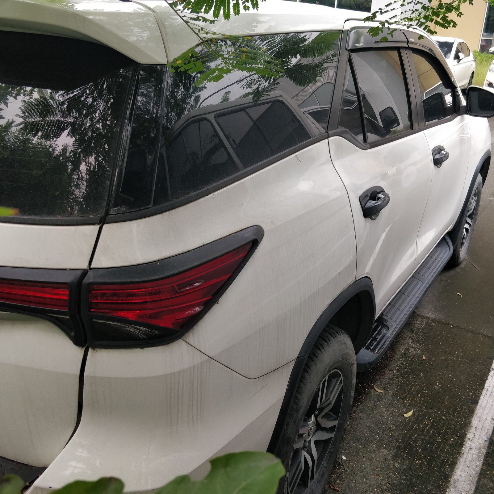 2022 Toyota Fortuner G 4x2 2.4L, AT, DSL 43T photo 5