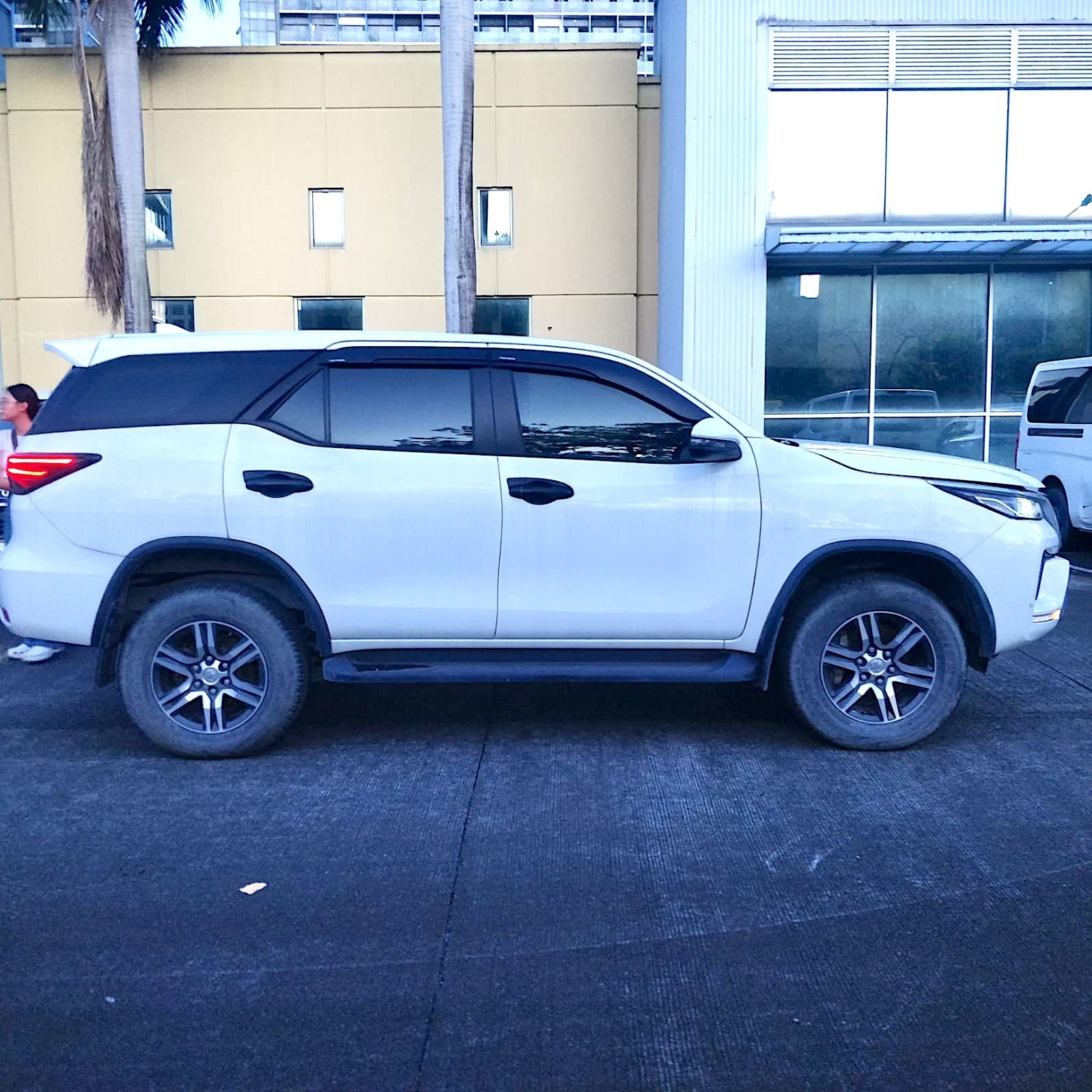 2022 Toyota Fortuner G 4x2 2.4L, AT, DSL 43T photo 9