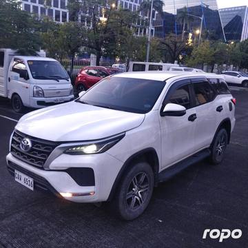 2022 Toyota Fortuner G 4x2 2.4L, AT, DSL 43T photo 11