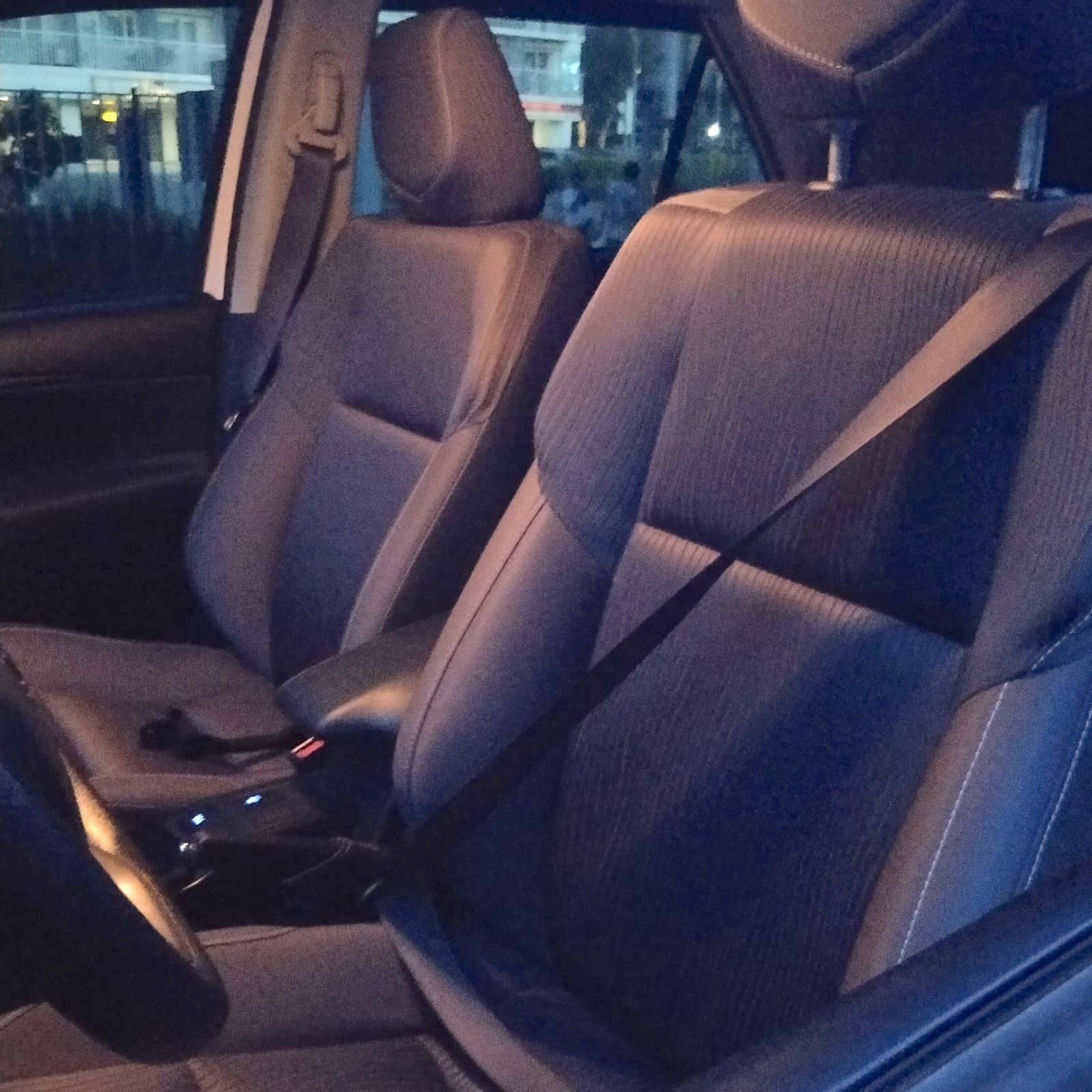 2022 Toyota Fortuner G 4x2 2.4L, AT, DSL 43T photo 12