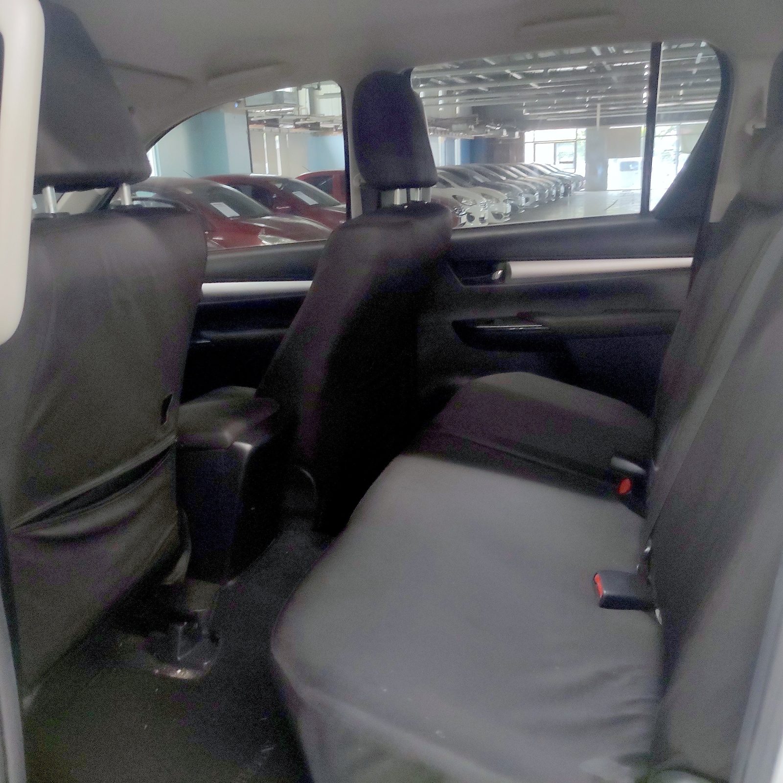 2022 Toyota Hilux G 4x2 2.4L AT DSL photo 9