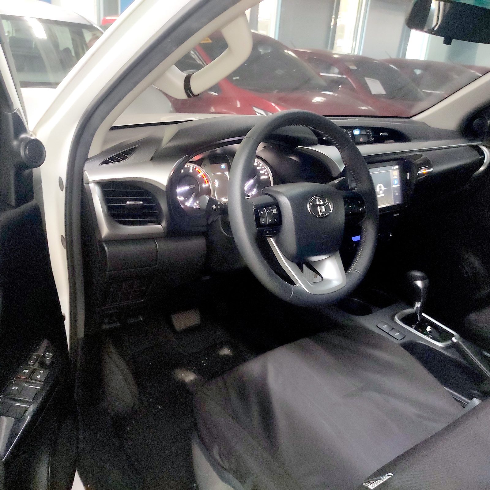 2022 Toyota Hilux G 4x2 2.4L AT DSL photo 10