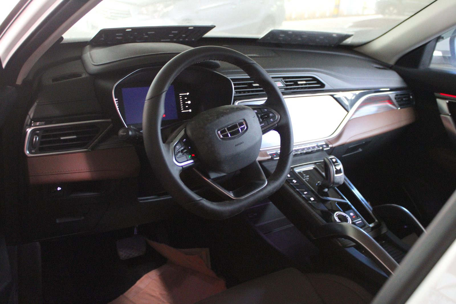 2023 Geely Azkarra Luxury 1.5, A/T, GAS (Unencumbered CR) 7T photo 7