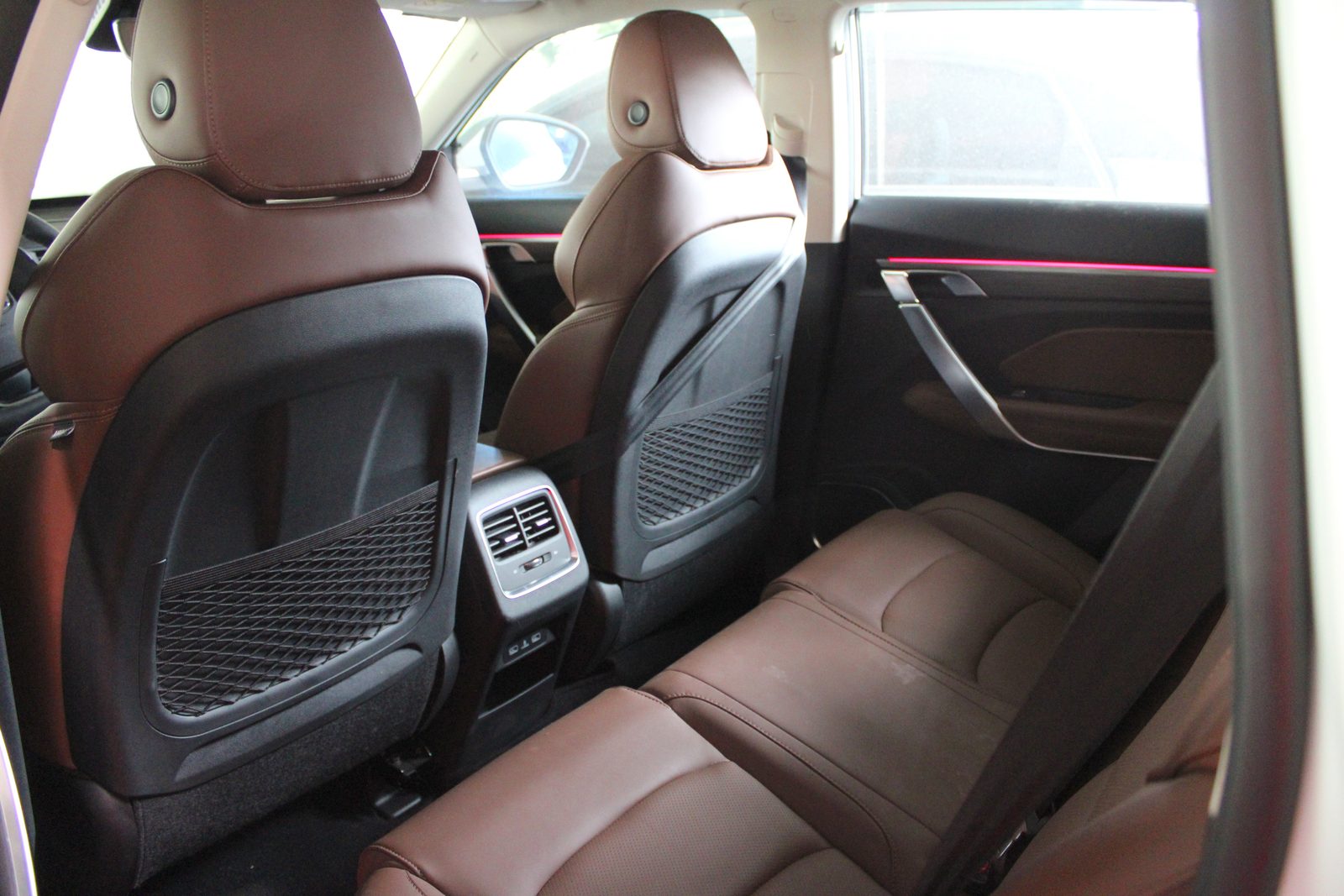 2023 Geely Azkarra Luxury 1.5, A/T, GAS (Unencumbered CR) 7T photo 8