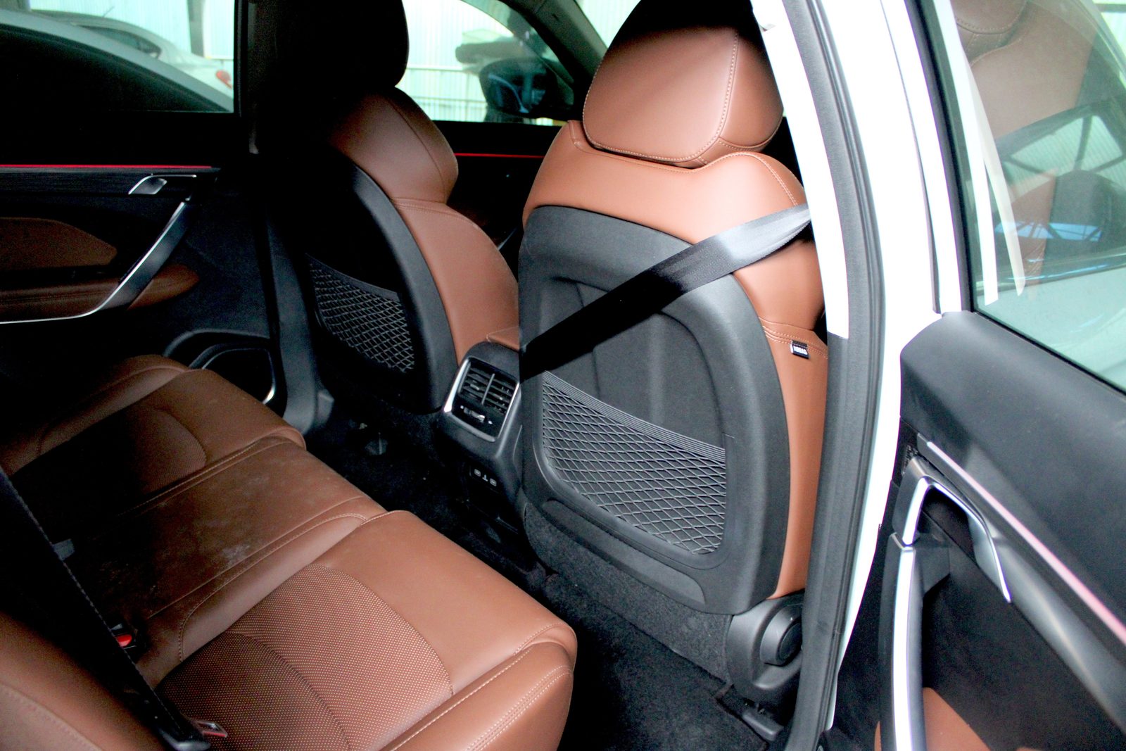 2023 Geely Azkarra Luxury 1.5, A/T, GAS (Unencumbered CR) 7T photo 9