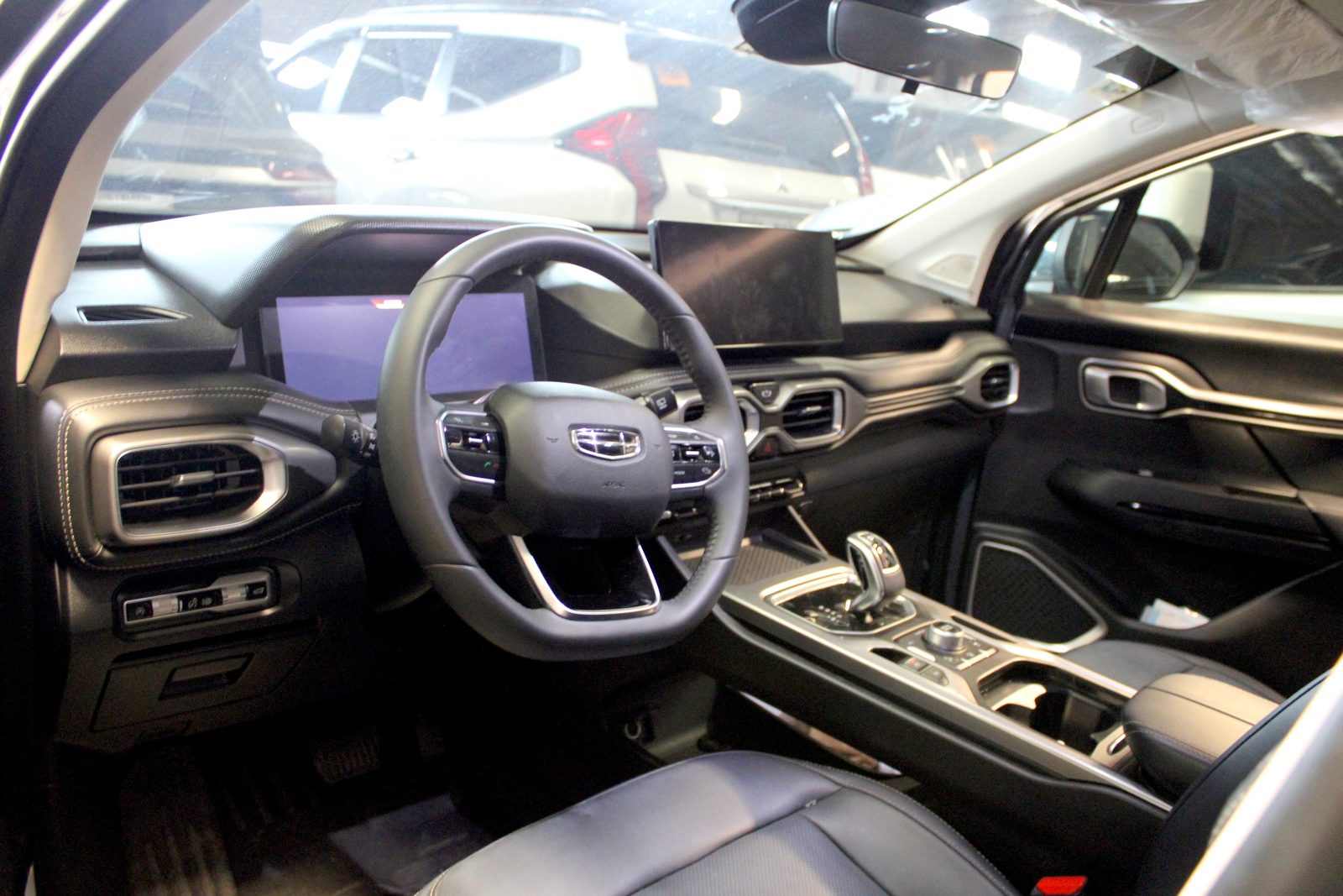2023 Geely Okavango, A/T, Gas, 11T photo 8