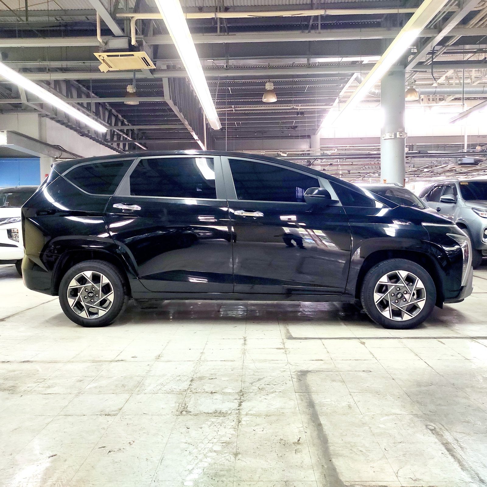 2023 Hyundai Stargazer 1.5 GLS IVT photo 5