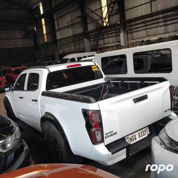 2023 Isuzu D-Max 3.0 4x2 LS-A, AT, DSL 22T photo 5