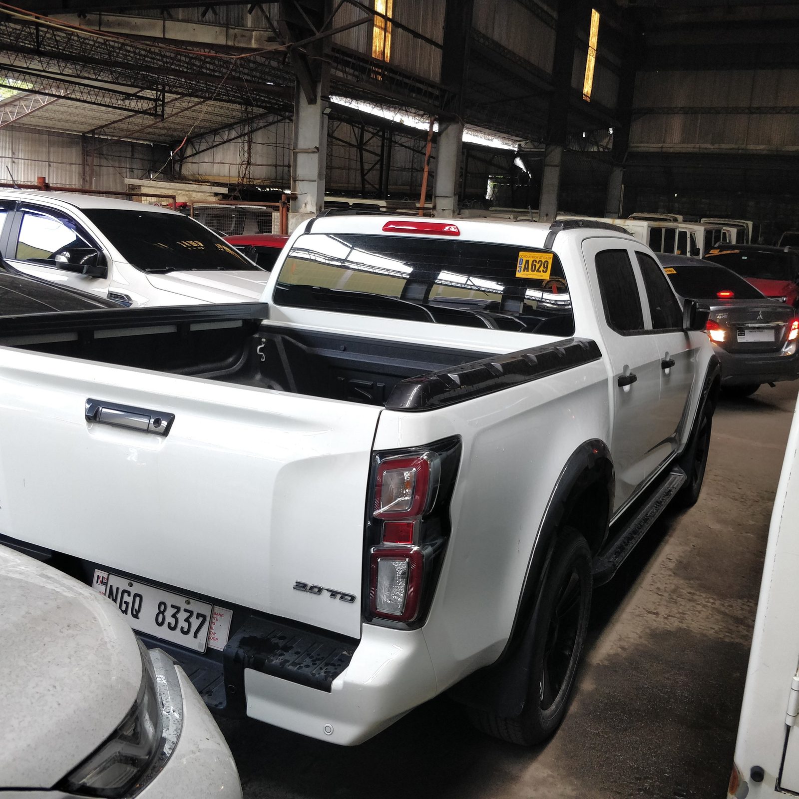 2023 Isuzu D-Max 3.0 4x2 LS-A, AT, DSL 22T photo 6