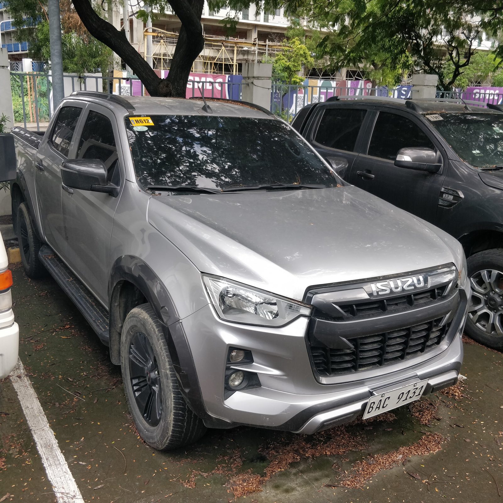 2023 Isuzu D-Max LS-A 4x2 3.0, A/T, DSL 61T photo 2