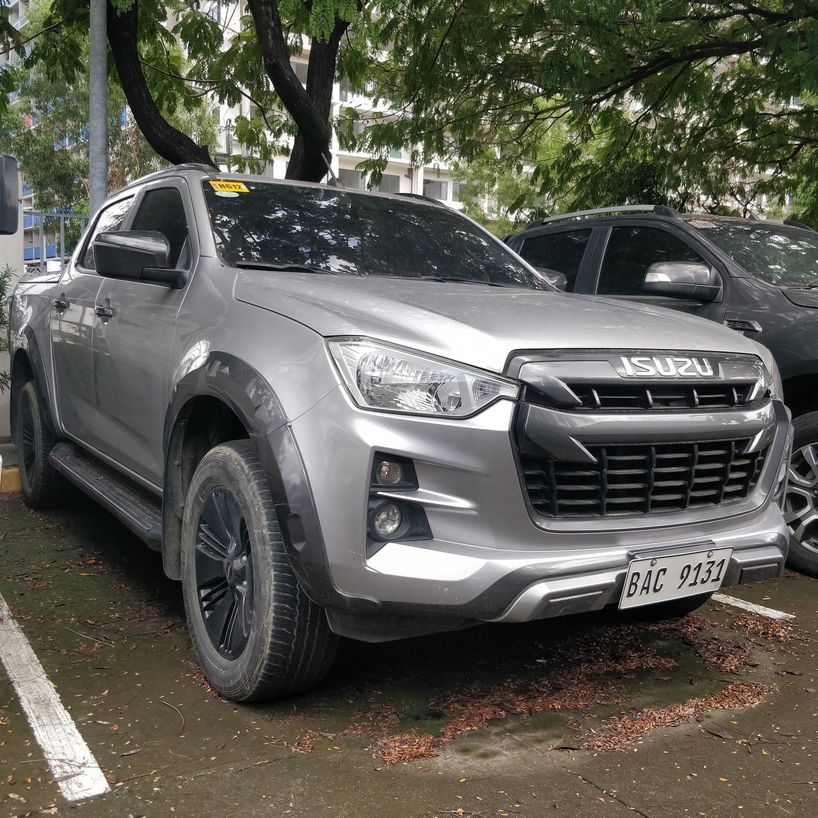 2023 Isuzu D-Max LS-A 4x2 3.0, A/T, DSL 61T photo 4