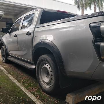 2023 Isuzu D-Max LS-A 4x2 3.0, A/T, DSL 61T photo 5
