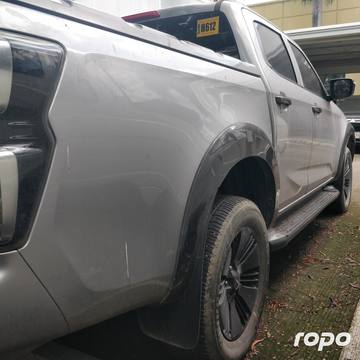2023 Isuzu D-Max LS-A 4x2 3.0, A/T, DSL 61T photo 6