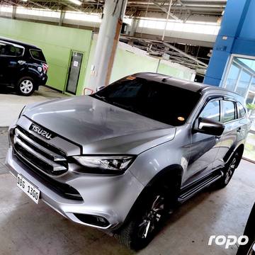 2023 Isuzu MU-X LS-A 4x2 3.0, A/T, DSL 8T photo 1