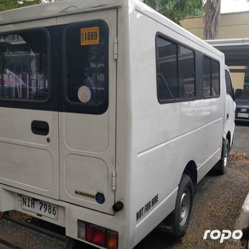 2023 Isuzu Traviz L Utility Van Dual AC, MT, DSL 18T photo 3