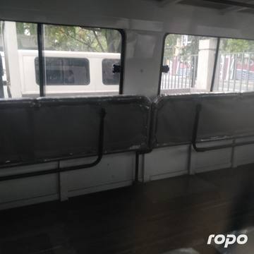 2023 Isuzu Traviz L Utility Van Dual AC, MT, DSL 18T photo 5