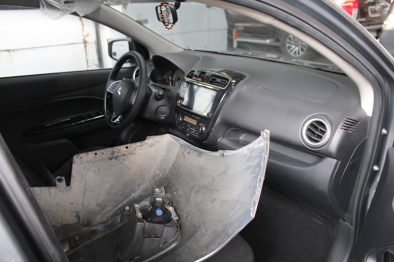 2023 Mitsubishi Mirage G4 GLS, A/T, GAS  9T photo 7