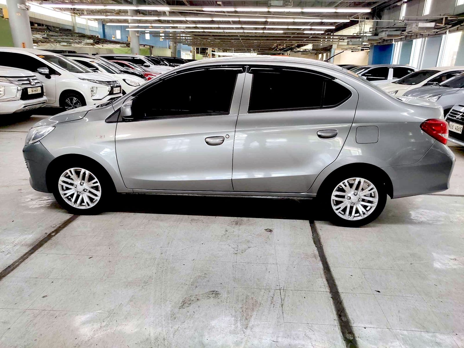 2023 Mitsubishi Mirage G4 GLX photo 2