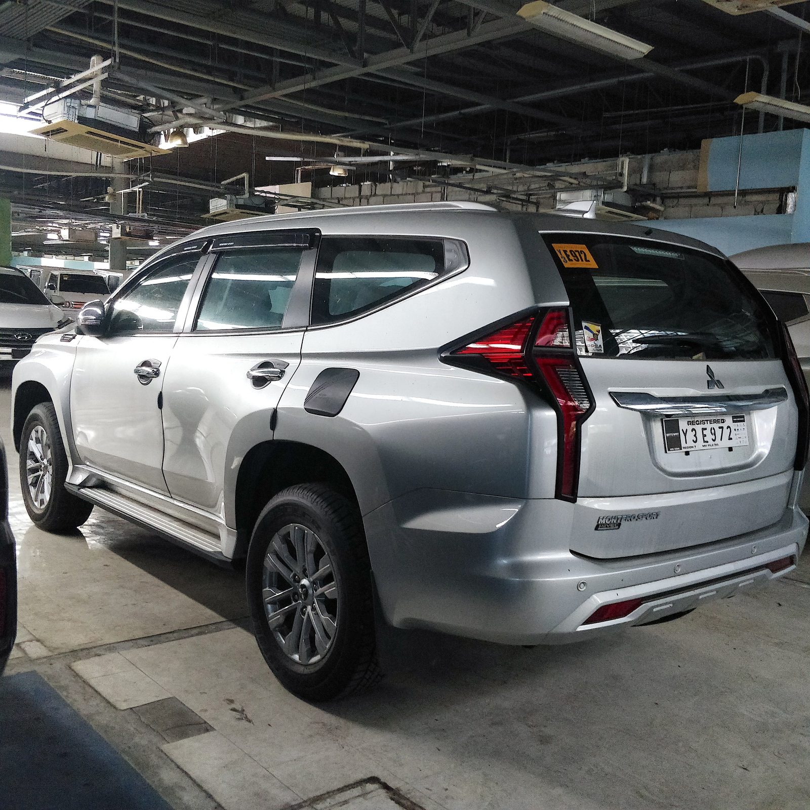 2023 Mitsubishi Montero Sport GLX 4x2 2.4D, MT, DSL - Upgraded 3T photo 6