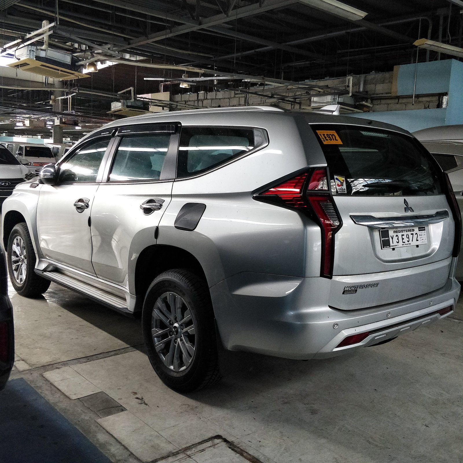2023 Mitsubishi Montero Sport GLX 4x2 2.4D, MT, DSL - Upgraded 3T photo 7