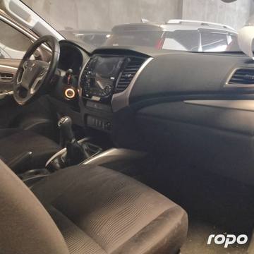 2023 Mitsubishi Montero Sport, M/T, Diesel,18T photo 10