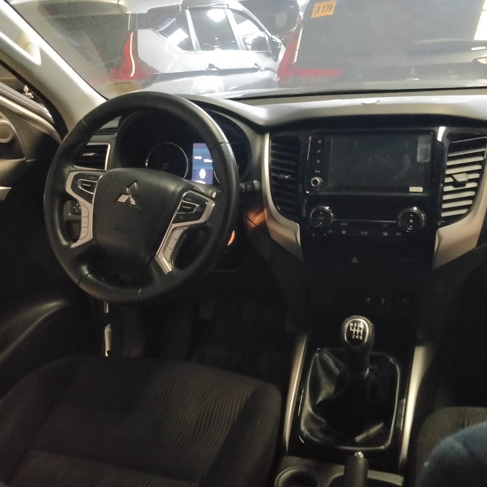 2023 Mitsubishi Montero Sport, M/T, Diesel,18T photo 11