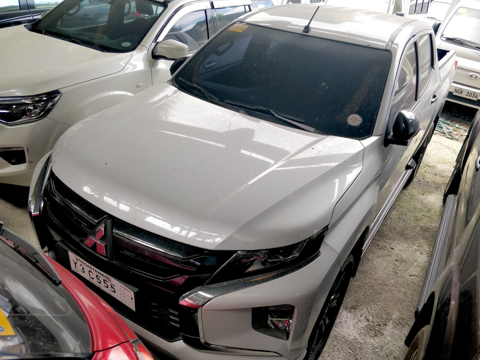 2023 Mitsubishi Strada GLS 4x2 2.4D, A/T, DSL 33T