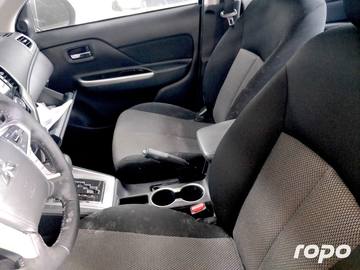 2023 Mitsubishi Strada GLS 4x2 2.4D, A/T, DSL 33T photo 10