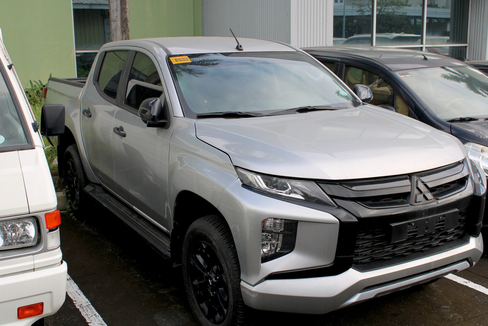 2023 Mitsubishi Strada GLS 4x2 2.4D, AT, DSL 2T photo 2