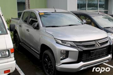 2023 Mitsubishi Strada GLS 4x2 2.4D, AT, DSL 2T photo 2