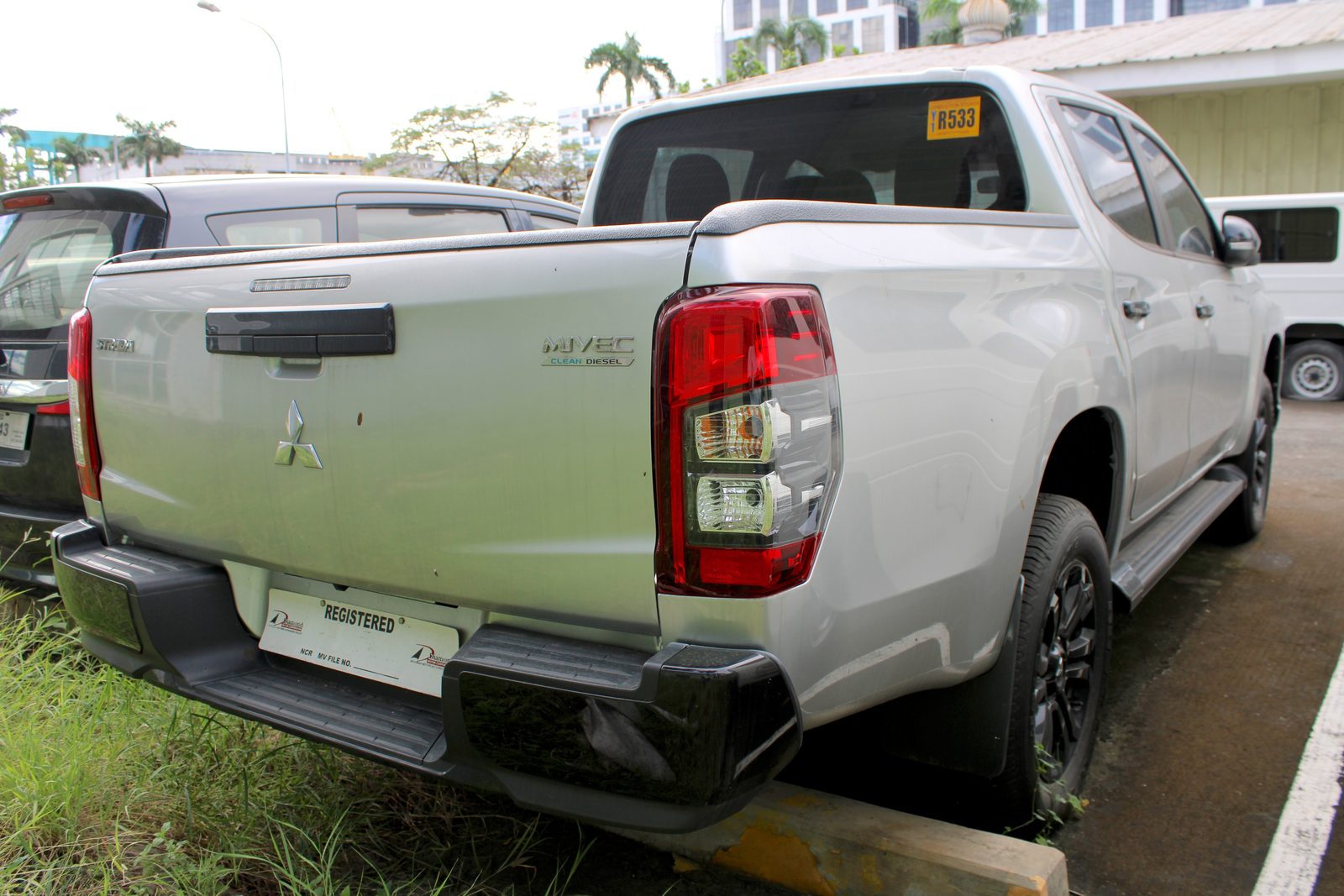2023 Mitsubishi Strada GLS 4x2 2.4D, AT, DSL 2T photo 7