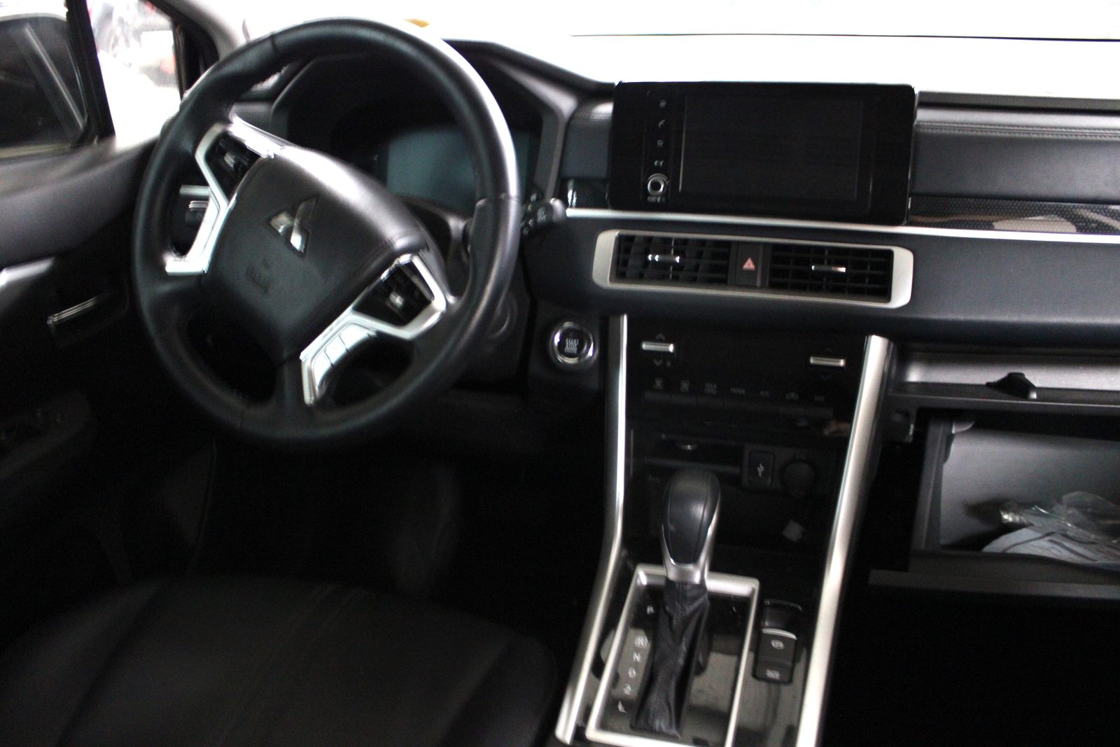 2023 Mitsubishi Xpander Cross 2WD 1.5G, AT, GAS 17T photo 8