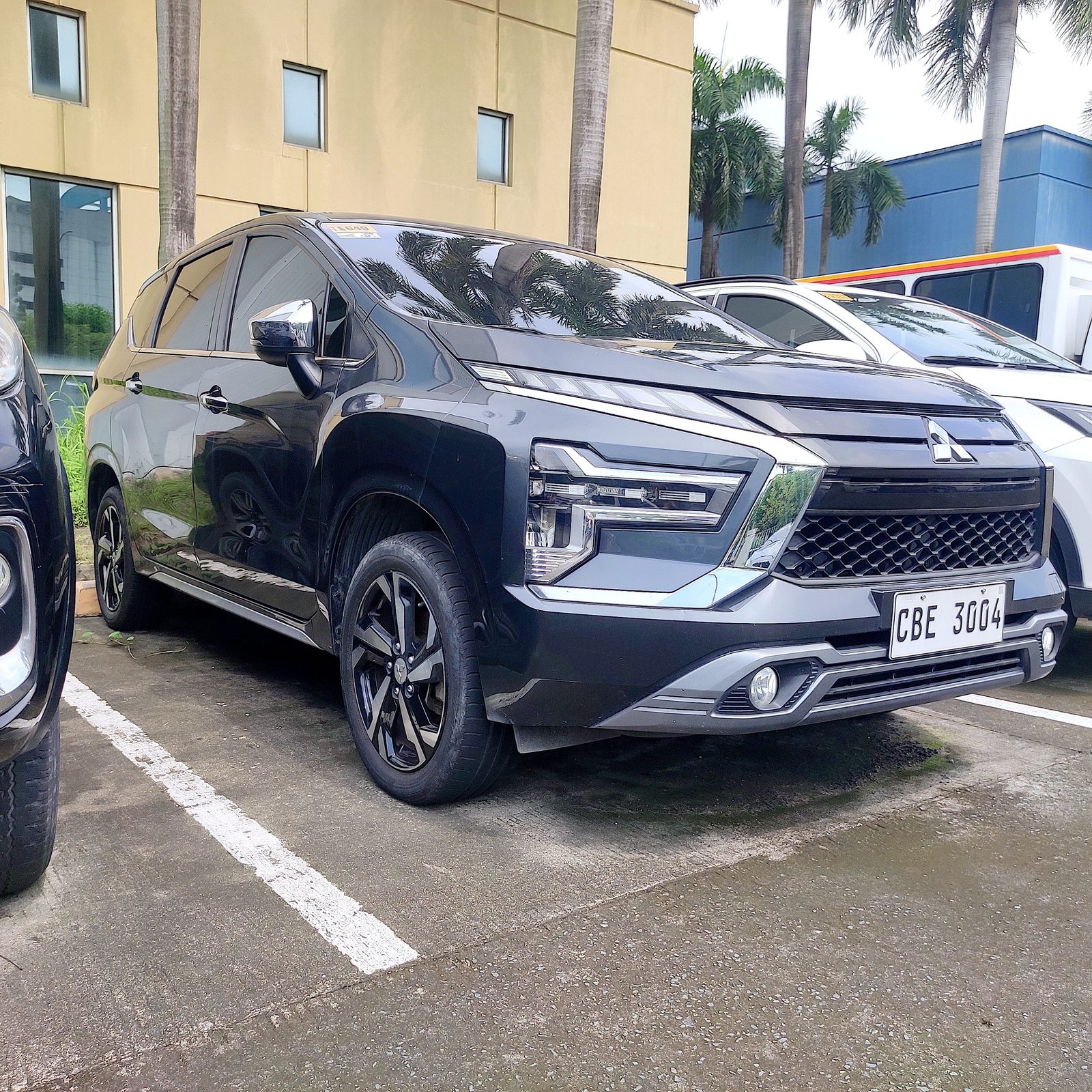 2023 Mitsubishi Xpander GLS 2WD 1.5G, A/T, GAS, 61T photo 2