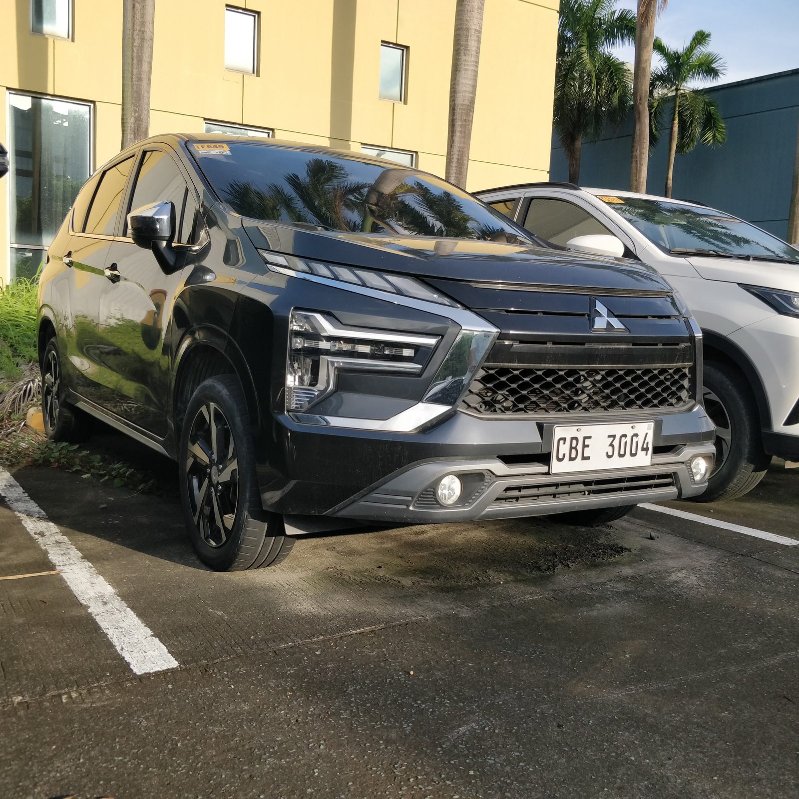 2023 Mitsubishi Xpander GLS 2WD 1.5G AT GAS 61T photo 3