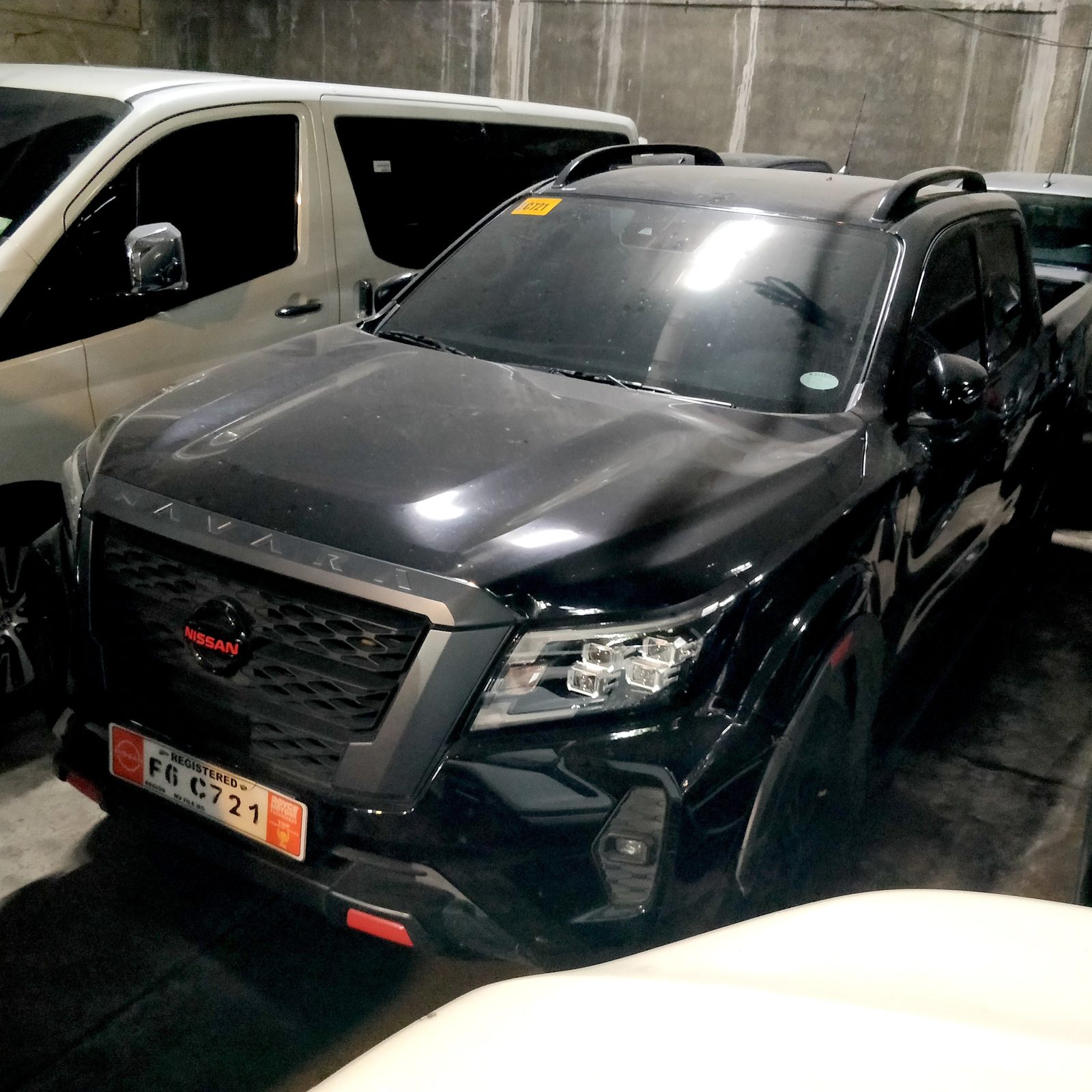 2023 Nissan	Navara Calibre-X 4x2, AT, DSL	55T