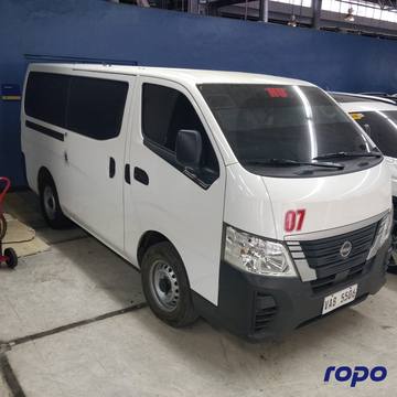 2023 Nissan Urvan NV350 15-Str, MT, DSL 96T photo 2