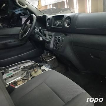 2023 Nissan Urvan NV350 15-Str, MT, DSL 96T photo 5