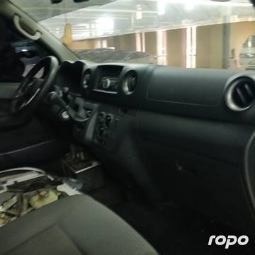 2023 Nissan Urvan NV350 15-Str, MT, DSL 96T photo 6