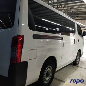 2023 Nissan Urvan NV350 15-Str, MT, DSL 96T photo 8