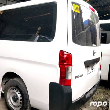 2023 Nissan Urvan NV350 Standard 18-Str, MT, DSL 43T photo 6