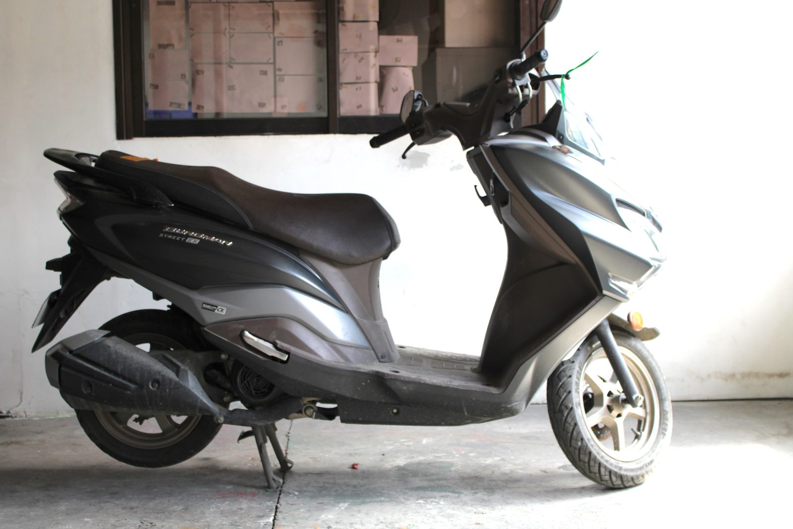 2023 SUZUKI BURGMAN photo 2