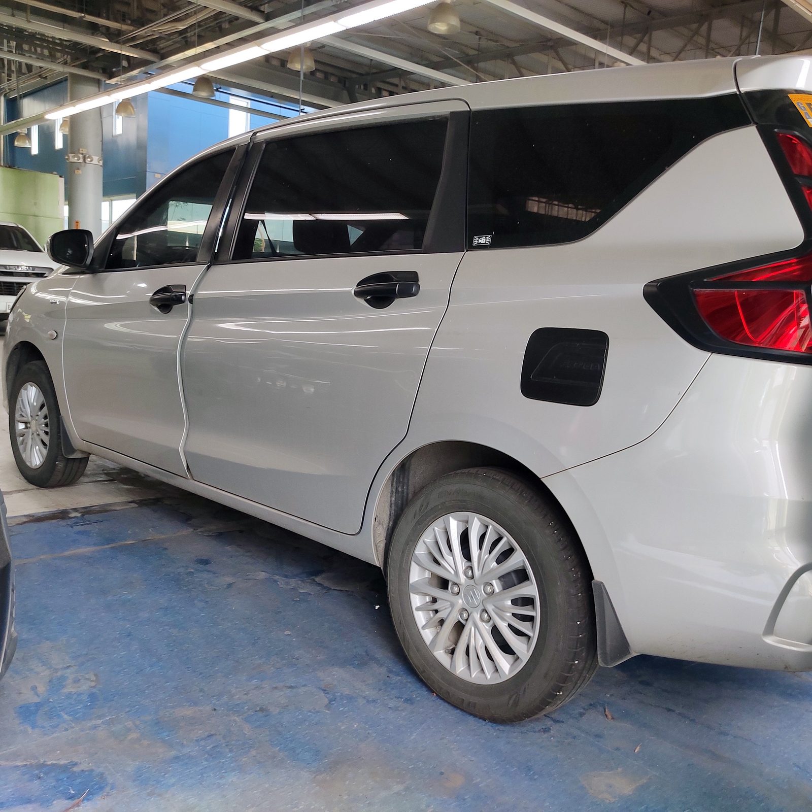 2023 Suzuki Ertiga 1.5 GL, A/T, GAS 29TKms photo 5